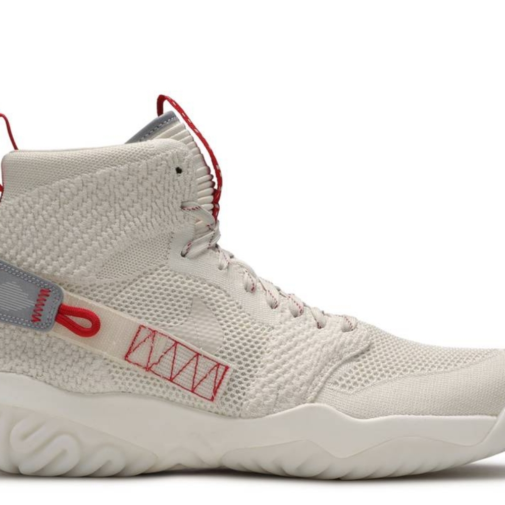 Jordan Apex Reacts Light Cream New without box